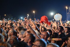 Per la notte della Taranta, con la musica lo street food pugliese