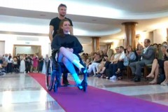 Associazione “Divine del Sud”: in passerella anche il modello non udente Armando Conte