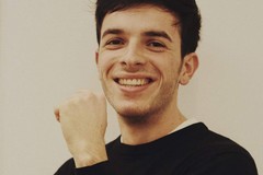 Lo scenografo andriese Riccardo Sgaramella firma un nuovo contratto per l’opera “L’Elisir d’Amore”
