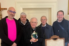 La florovivaista, personaggio del presepe 2022 è la statuina collocata nel Presepe ligneo dell’ottocento ad Andria