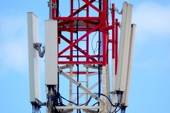Dott. Leonetti: "I ripetitori della telefonia mobile? Non è tutto a posto!"