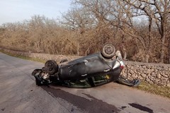 Incidente sulla via vecchia Spinazzola: auto si cappotta ferito lievemente giovane di Andria