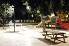 CasaPound contro il degrado: «Ripristiniamo l'area ludica della Villa Comunale»