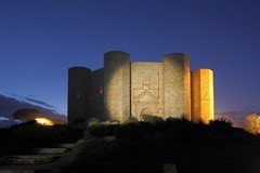 "M'illumino di meno": Castel del Monte e altri monumenti pugliesi cinque minuti al buio