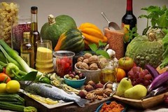 Come tornare in forma dopo le ferie estive? Semplice, basta la dieta mediterranea