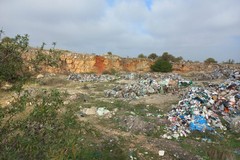 Sequestrata grossa discarica di ecoballe sulla Murgia da parte dei Carabinieri forestali della stazione di Andria