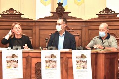 Presentato nella sala consiliare di Andria il libro “Da Andria olivata a Spello infiorata” di Cosimo Piccolo