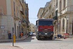 Via Eritrea: strada chiusa al traffico...ma non per tutti!