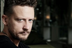 Coronavirus, l'artista andriese Raffaele D'Ercole canta "Futura" di Dalla