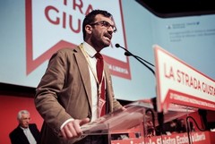 Primarie Regionali 2015, Sel a muso duro contro Emiliano