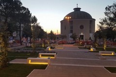 Quasi conclusi i lavori in piazza SS. Trinità. Ma cosa vogliono i cittadini?