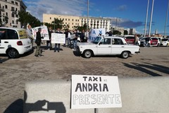 Taxi di Andria presente alla manifestazione di Bari