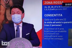 Covid-19, la stretta di Natale. Conte: «Decisione sofferta»