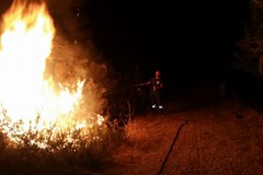 Auto a fuoco nel centro storico di Andria