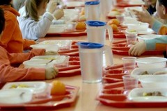 Refezione ed assistenza specialista, questi ed altri servizi ancora garantiti nelle scuole?