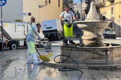 Ripulite piazza Porta la Barra ed il piazzale antistante le chiese dell’Altomare e del Carmine