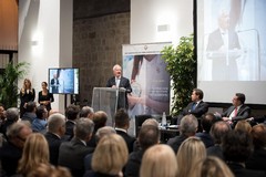 Caduceo d’Oro 2023: benemerenza per i 40 anni di attività al farmacista andriese Francesco Di Molfetta