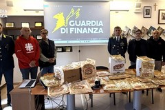 Oltre cinquemila pizze e pinze falsamente italiane devolute alla Caritas