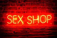 Un sexy shop in un condominio, si può?.......bè sì!