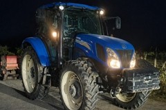 Rubano quattro trattori da un'azienda agricola di Andria. La Polizia di Stato arresta uno dei predoni