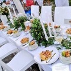 In 800 per la "Cena in bianco " di Piazza Catuma