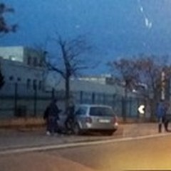 Incidente in via Padre Leone Dehon: 25enne in codice rosso