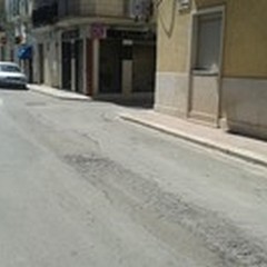 Via Garibaldi, una lunga strada dissestata
