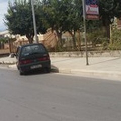 Malore al volante, contro un palo in viale Orazio: in "rosso " un 72enne