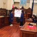 La Sindaca di Andria "torna " a scuola con lezione al contrario