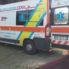 Scontro frontale tra una Fiat 128 ed un trattore: due anziani in codice rosso