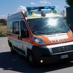 Pomeriggio di incidenti: tre persone investite in centro