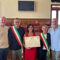 Salvò la vita ad un uomo. Ad Alessandra dai sindaci di Andria e Bisceglie un attestato di benemerenza