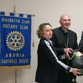 Solidarietà verso i senzatetto: primo atto del gemellaggio fra i Rotary di Andria e Avezzano