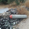 Pericolo nelle campagne di Andria: balordi abbandonano anche bombole di acetilene