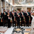 La sindaca Bruno incontra papa Leone XIV: «L’ho invitato a tornare ad Andria»