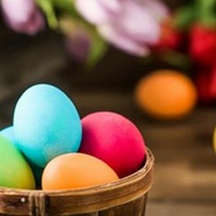 La Pasqua dei futuri sposi tra  "sbblch " e regali alla  "zoit "
