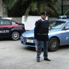 Minaccia e perseguita l'ex fidanzata, arrestato 19enne