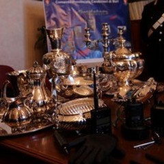 "Banda del gasolio ", refurtiva esposta presso la sede dei Carabinieri