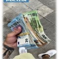 Droga e banconote false da Napoli alla Bat: gli “ordini” avvenivano online. Due arresti