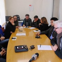 Nessuno risponde all'appello delle minoranze: resta in  "canna " il ritorno alle urne