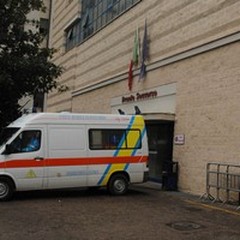 Scontro frontale in via Malpighi: tre feriti in codice giallo