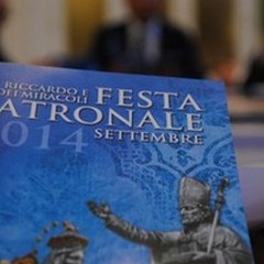 No alla festa patronale, no a fotocopie e dirette dei consigli
