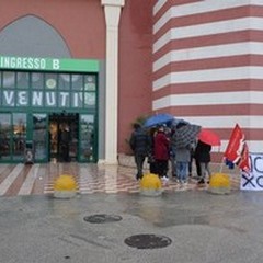 ​Vertenza “Coop Estense”: no ai licenziamenti, lavoratori in presidio ad Andria