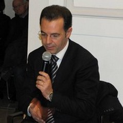 Cent'anni di guerra e di pace, il Novecento tra luci ed ombre