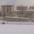 Ancora neve in città. Domani la situazione dovrebbe migliorare