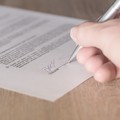 “Dopo circa 10 anni sottoscritto il contratto decentrato dell’area dirigenziale del Comune di Andria”
