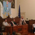 I coristi della scuola elementare “Riccardo Cotugno” a Palazzo di Città. Video dell'esibizione live