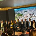 Nell'Agorà del Consiglio regionale Decaro presenta la nuova Giunta