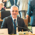 A fuoco il portone della casa dell'eurodeputato FdI Francesco Ventola:  "Non è stata una notte facile "