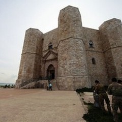 Esercitazioni militari nel Parco dell'Alta Murgia: il Ministro dice "si ", Veronico ribadisce "no "